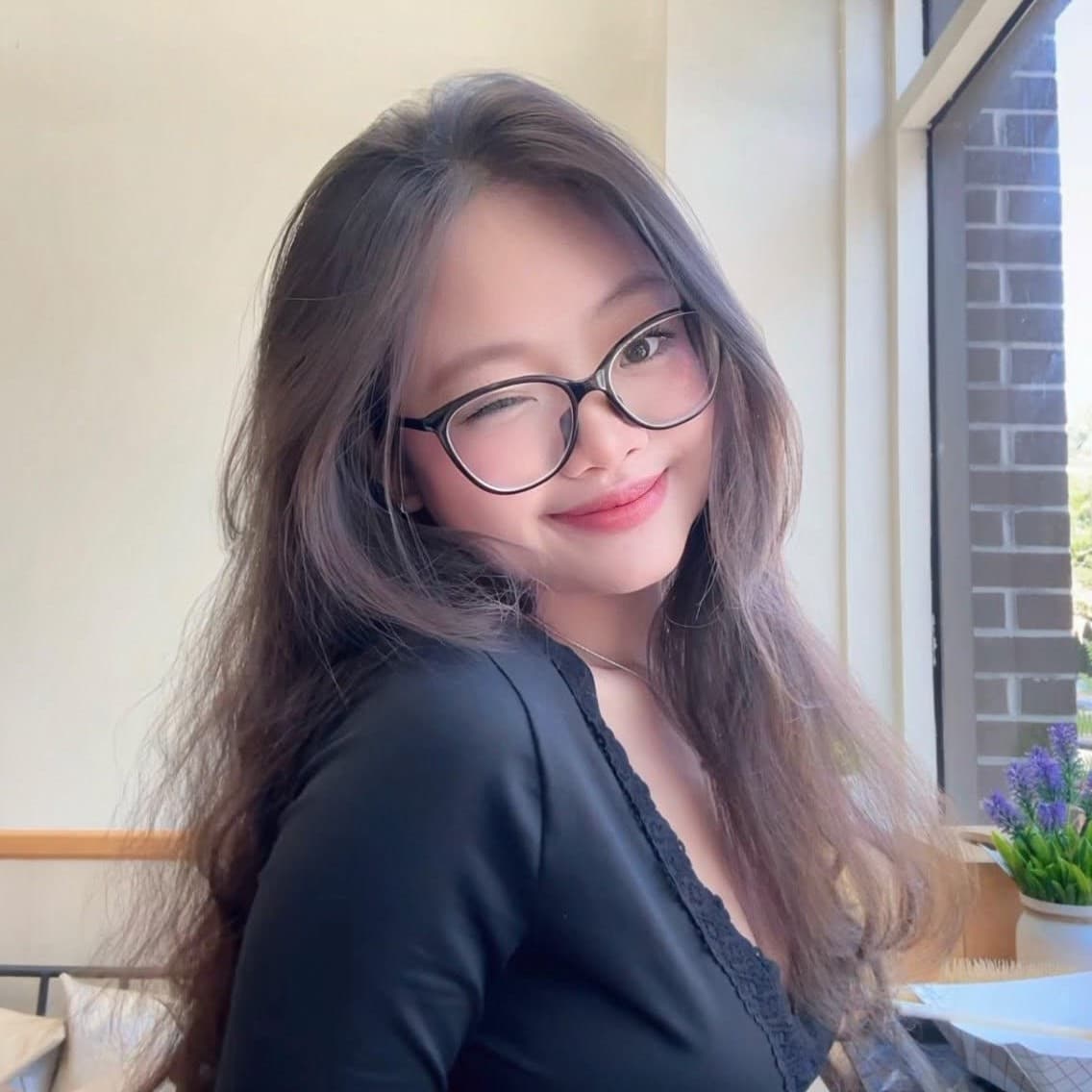 Vy Phan - Intern